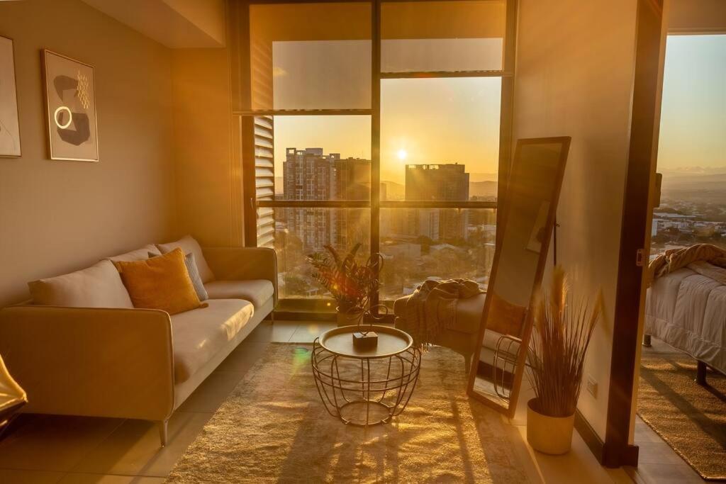 Rooftop Jacuzzi - 18th Floor View Mata de Palo